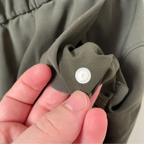 Lululemon On the Fly Jogger Dark Olive Size 6 - Picture 9 of 10